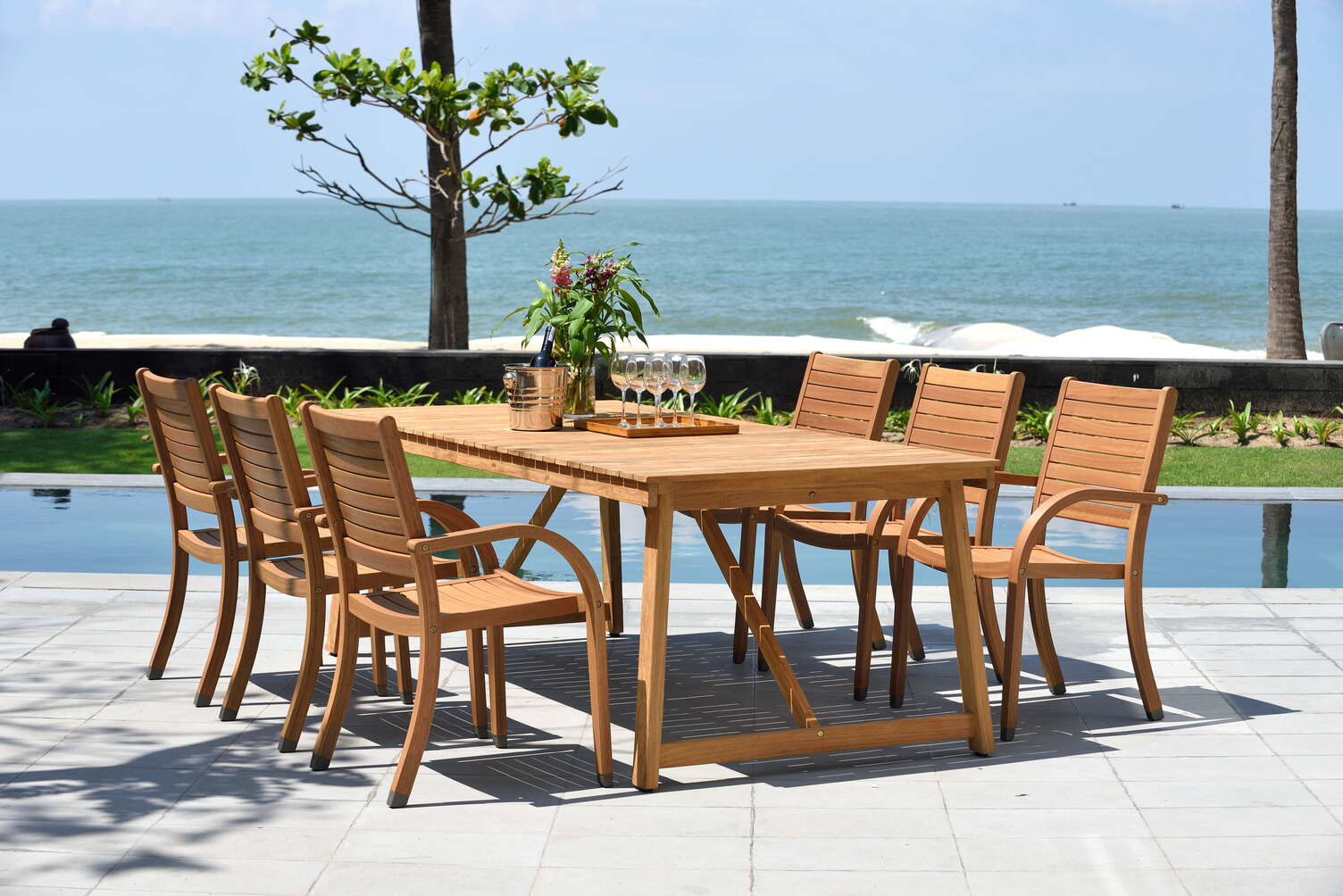 Klarion Rectangular Outdoor Dining Table