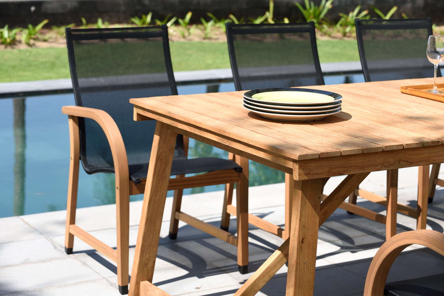 Klarion Rectangular Outdoor Dining Table