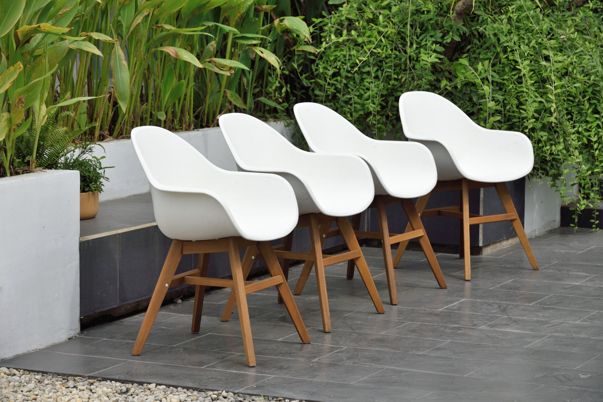 Concarneu Arm Outdoor Dining Chair - 4PC
